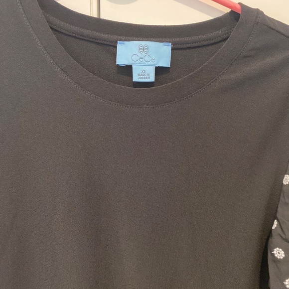 CeCe short sleeve top - Picture 2 of 5